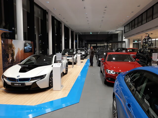 Автосалон "АВТ Баварія" у Києві на Automoto.ua Купити нове авто у Києві в автосалоні "АВТ Баварія" | Фото 5 на Automoto.ua