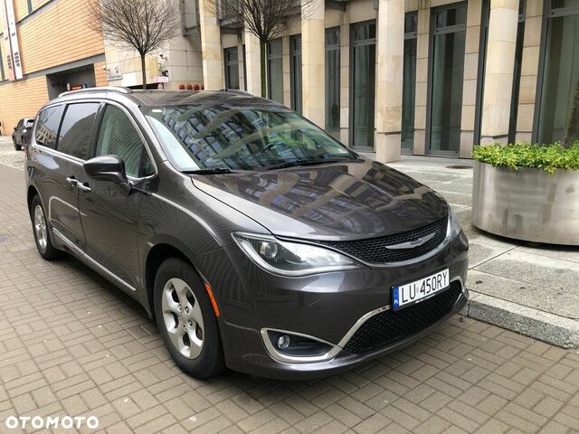 Крайслер Pacifica, об'ємом двигуна 3.61 л та пробігом 145 тис. км за 21571 $, фото 10 на Automoto.ua