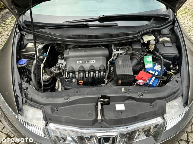 Хонда Цивик, объемом двигателя 1.34 л и пробегом 170 тыс. км за 4644 $, фото 32 на Automoto.ua