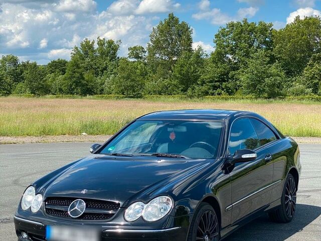 Мерседес 200 2005 в Европе на Automoto.ua Черный Мерседес 200, объемом двигателя 0 л и пробегом 186 тыс. км за 7445 $, фото 1 на Automoto.ua