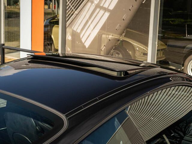 Синий Порше 996, объемом двигателя 3.6 л и пробегом 153 тыс. км за 38321 $, фото 7 на Automoto.ua