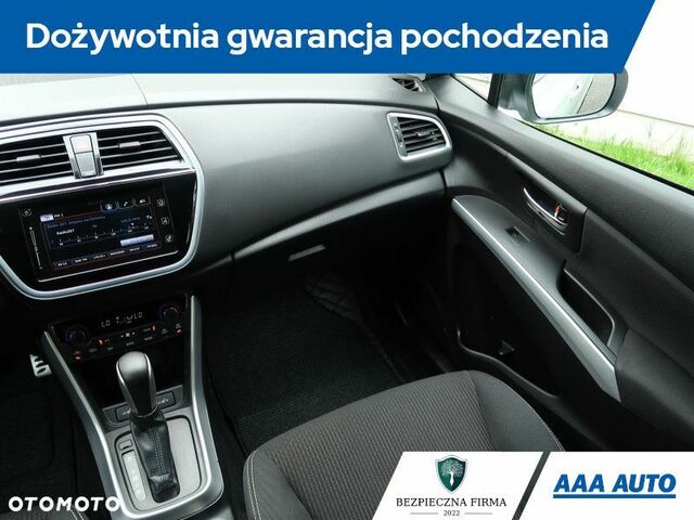 Сузуки СХ4, объемом двигателя 1 л и пробегом 109 тыс. км за 12959 $, фото 8 на Automoto.ua