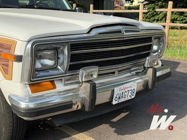 Джип Wagoneer 1988 у Європі на Automoto.ua Білий Джип Wagoneer, об'ємом двигуна 0 л та пробігом 117 тис. км за 49656 $, фото 4 на Automoto.ua