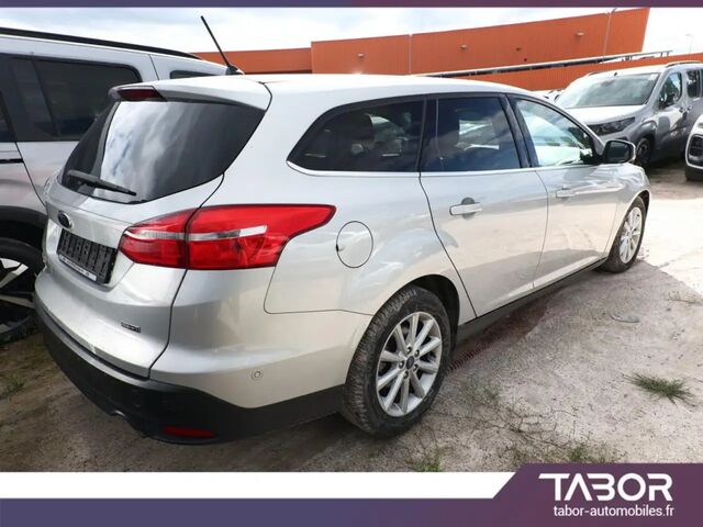 Форд Фокус 2017 у Європі на Automoto.ua Срібний Форд Фокус, об'ємом двигуна 4 л та пробігом 73 тис. км за 19206 $, фото 2 на Automoto.ua