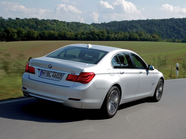 БМВ 7 Серия, Седан 2011 - н.в. (F01) 730d xDrive
