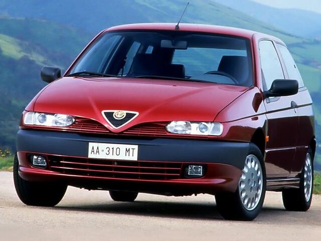 Альфа Ромео 145, Хетчбек 1994 - 2000 Alfa  2.0 16V Quadrifoglio