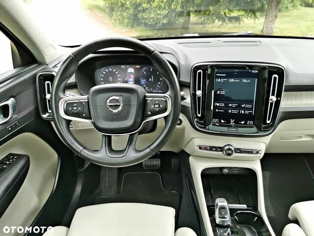 Вольво XC40, об'ємом двигуна 1.97 л та пробігом 145 тис. км за 25227 $, фото 26 на Automoto.ua