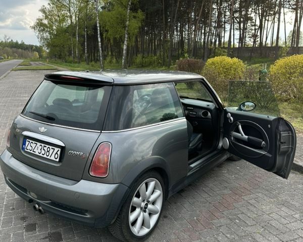 Міні Cooper S, об'ємом двигуна 1.6 л та пробігом 192 тис. км за 2484 $, фото 3 на Automoto.ua