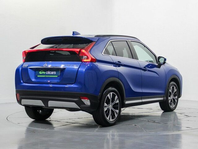 Мицубиси Eclipse Cross 2019 в Европе на Automoto.ua Синий Мицубиси Eclipse Cross, объемом двигателя 1.5 л и пробегом 95 тыс. км за 21246 $, фото 5 на Automoto.ua