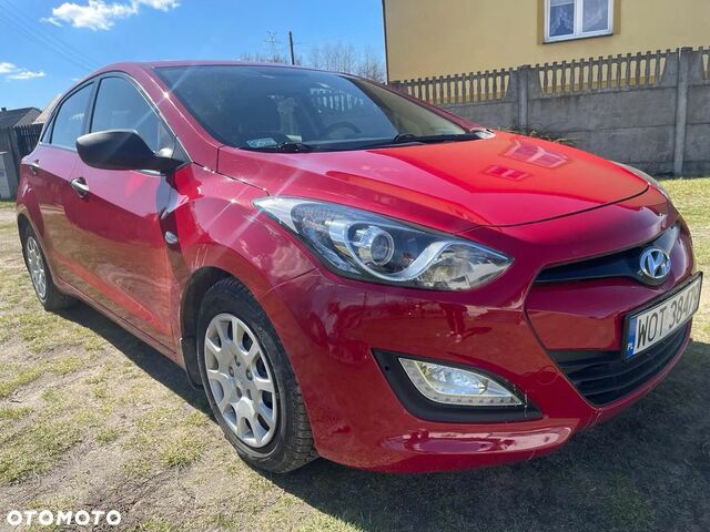 Хендай i30, объемом двигателя 1.4 л и пробегом 105 тыс. км за 8207 $, фото 13 на Automoto.ua