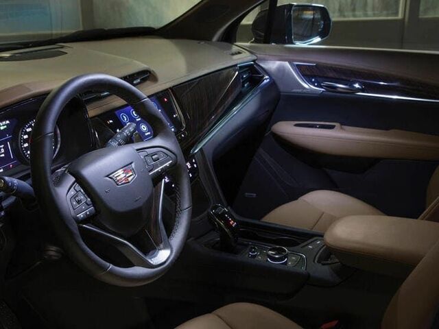 Фото салона Cadillac XT6 2023