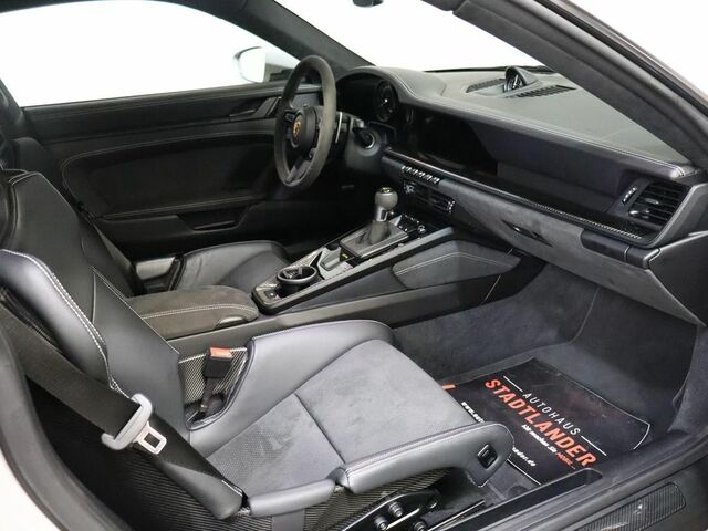 Серый Порше 911, объемом двигателя 4 л и пробегом 6 тыс. км за 241821 $, фото 10 на Automoto.ua