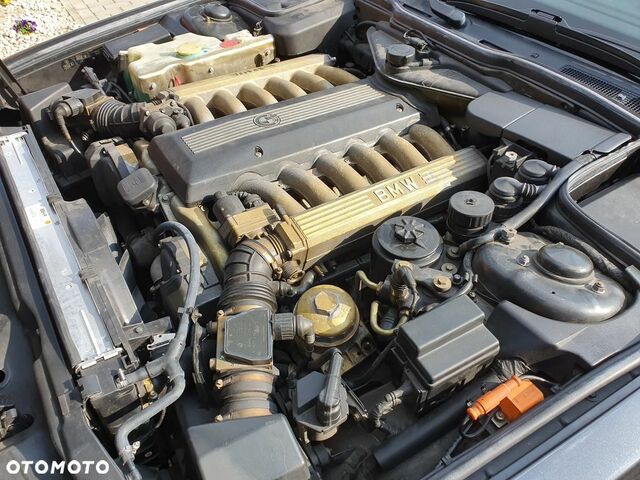 БМВ 7 Серия, объемом двигателя 4.99 л и пробегом 165 тыс. км за 14903 $, фото 10 на Automoto.ua