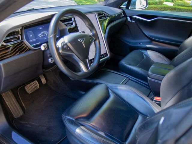 Сірий Тесла Модель С, об'ємом двигуна 0 л та пробігом 153 тис. км за 32361 $, фото 12 на Automoto.ua