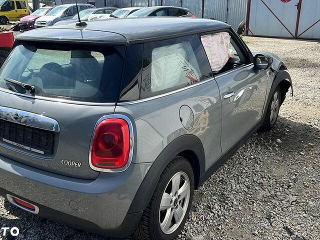 Міні Cooper, об'ємом двигуна 1.5 л та пробігом 62 тис. км за 4860 $, фото 13 на Automoto.ua