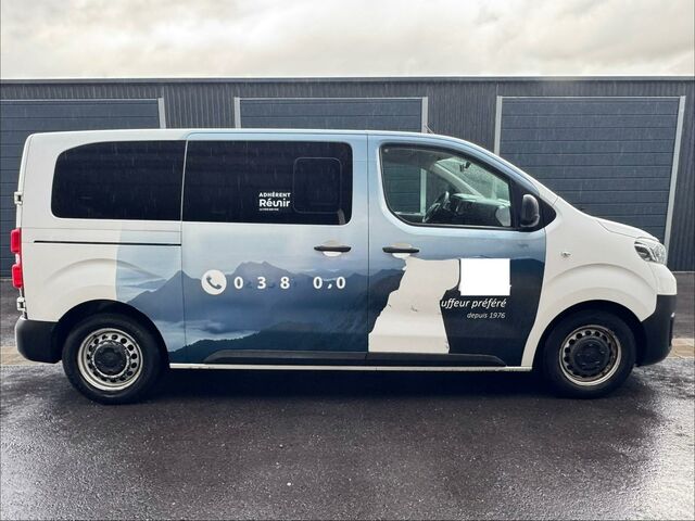 Тойота Proace Verso 2019 у Європі на Automoto.ua Білий Тойота Proace Verso, об'ємом двигуна 1.5 л та пробігом 262 тис. км за 12900 $, фото 4 на Automoto.ua