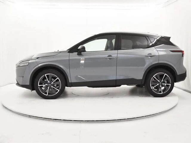 Ниссан Кашкай 2024 в Европе на Automoto.ua Серый Ниссан Кашкай, объемом двигателя 1.33 л и пробегом 10 тыс. км за 36893 $, фото 2 на Automoto.ua