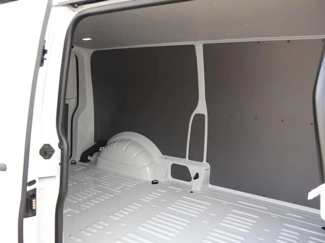 Фольксваген T6.1 Transporter 2024 у Європі на Automoto.ua Білий Фольксваген T6.1 Transporter, об'ємом двигуна 1.97 л та пробігом 14 тис. км за 59439 $, фото 14 на Automoto.ua