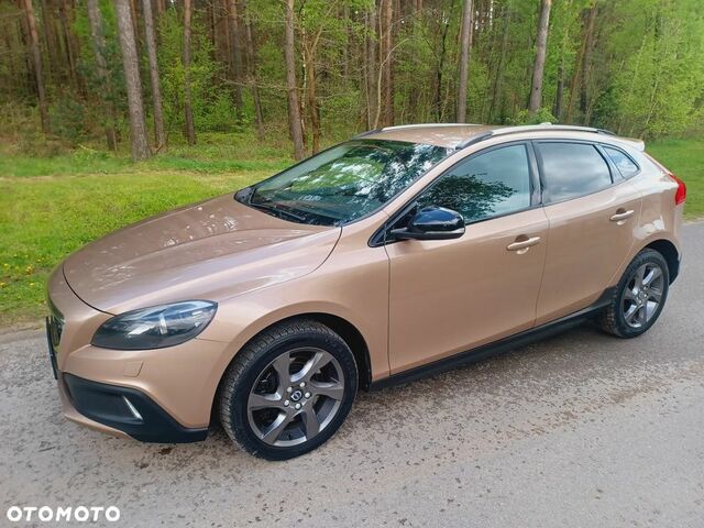 Вольво V40, об'ємом двигуна 1.98 л та пробігом 250 тис. км за 10572 $, фото 1 на Automoto.ua