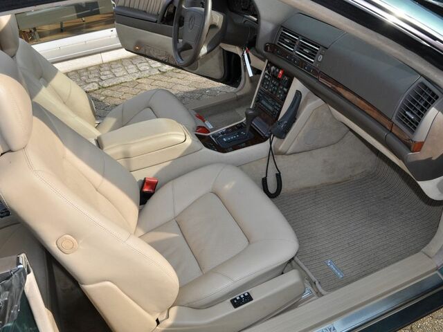 Мерседес ЦЛ 420 1994 у Європі на Automoto.ua Зелений Мерседес ЦЛ 420, об'ємом двигуна 4.2 л та пробігом 128 тис. км за 20005 $, фото 4 на Automoto.ua