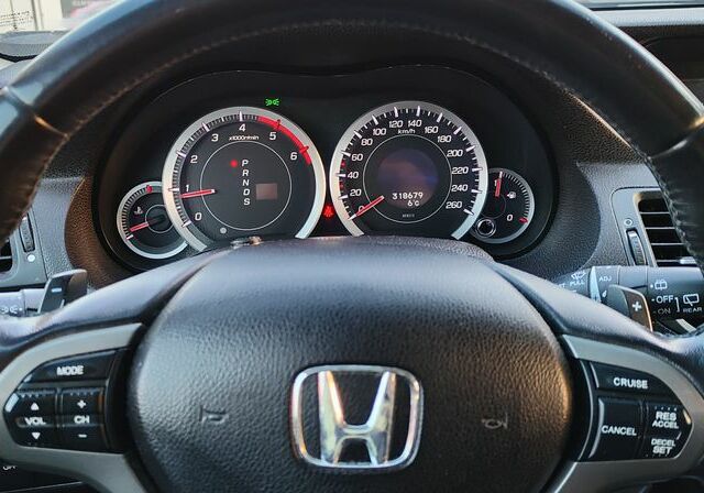 Хонда Аккорд, объемом двигателя 2.2 л и пробегом 318 тыс. км за 4514 $, фото 6 на Automoto.ua