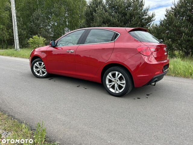 Альфа Ромео Giulietta, об'ємом двигуна 1.37 л та пробігом 220 тис. км за 6458 $, фото 5 на Automoto.ua