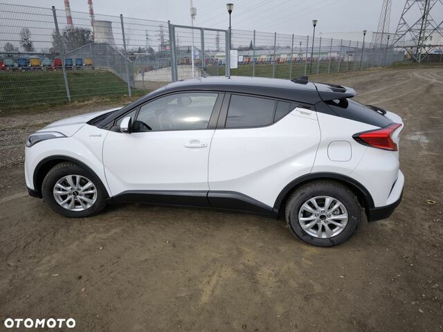 Тойота C-HR, объемом двигателя 1.8 л и пробегом 23 тыс. км за 19870 $, фото 5 на Automoto.ua