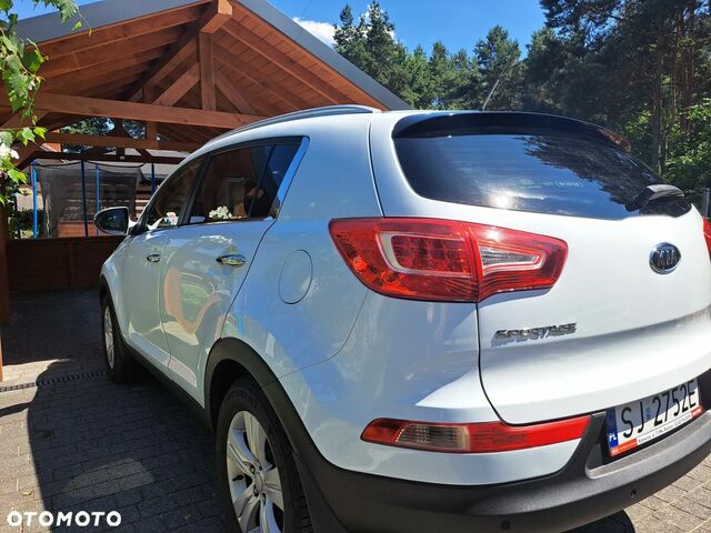 Кіа Sportage, об'ємом двигуна 1.59 л та пробігом 210 тис. км за 8315 $, фото 5 на Automoto.ua