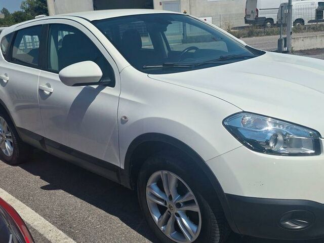 Ниссан Кашкай 2013 в Европе на Automoto.ua Белый Ниссан Кашкай, объемом двигателя 1.46 л и пробегом 190 тыс. км за 5999 $, фото 3 на Automoto.ua