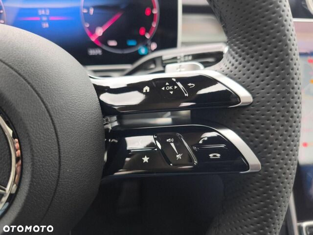 Мерседес Ц-Клас 2025 у Європі на Automoto.ua Сірий Мерседес Ц-Клас, об'ємом двигуна 1 л та пробігом 5 тис. км за 73463 $, фото 10 на Automoto.ua