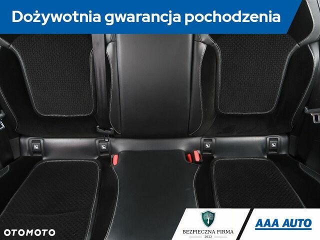 Рено Меган, объемом двигателя 1.6 л и пробегом 192 тыс. км за 9935 $, фото 10 на Automoto.ua