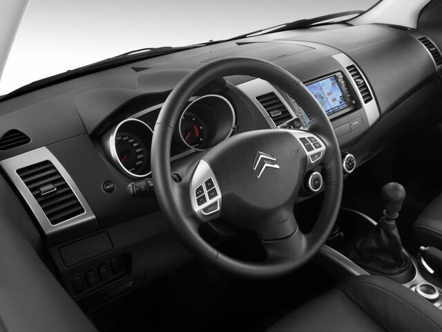 Ситроен С-Кроссер, Внедорожник / Кроссовер 2007 - н.в. 2,4 i 4WD