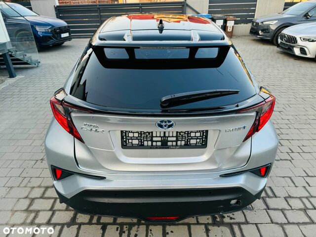 Тойота C-HR 2022 в Европе на Automoto.ua Серый Тойота C-HR, объемом двигателя 1 л и пробегом 76 тыс. км за 16925 $, фото 10 на Automoto.ua
