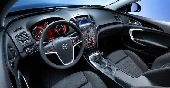 Опель Інсігнія, Седан 2008 - н.в. Sedan 2.0 Turbo