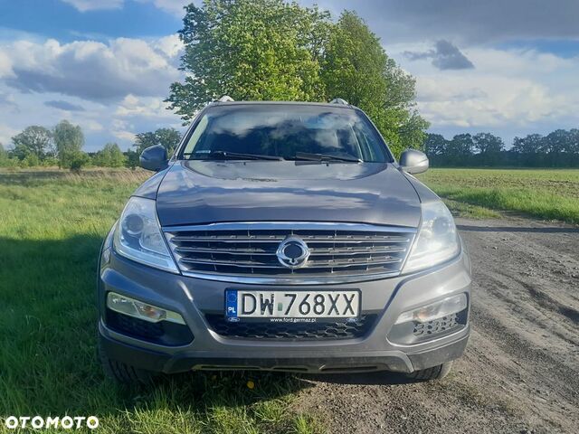 Cанг Йонг Rexton, об'ємом двигуна 2 л та пробігом 286 тис. км за 7559 $, фото 3 на Automoto.ua