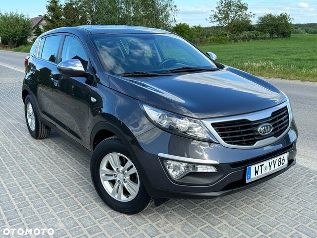 Киа Sportage, объемом двигателя 1.59 л и пробегом 169 тыс. км за 8639 $, фото 2 на Automoto.ua