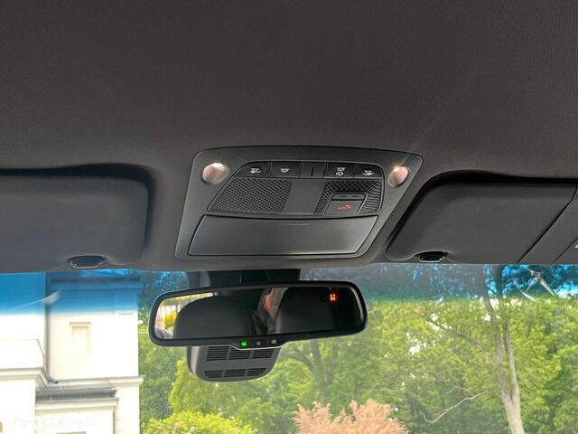 Мерседес X-Class 2019 в Европе на Automoto.ua Серый Мерседес X-Class, объемом двигателя 2.99 л и пробегом 69 тыс. км за 199260 $, фото 16 на Automoto.ua