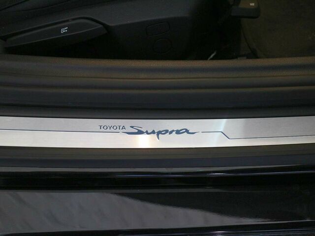 Чорний Тойота Супра, об'ємом двигуна 3 л та пробігом 1 тис. км за 74869 $, фото 1 на Automoto.ua