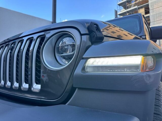 Джип Gladiator 2021 в Европе на Automoto.ua Серый Джип Gladiator, объемом двигателя 2.99 л и пробегом 82 тыс. км за 50223 $, фото 5 на Automoto.ua