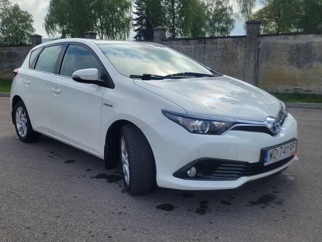 Тойота Ауріс, об'ємом двигуна 1.8 л та пробігом 159 тис. км за 13585 $, фото 3 на Automoto.ua