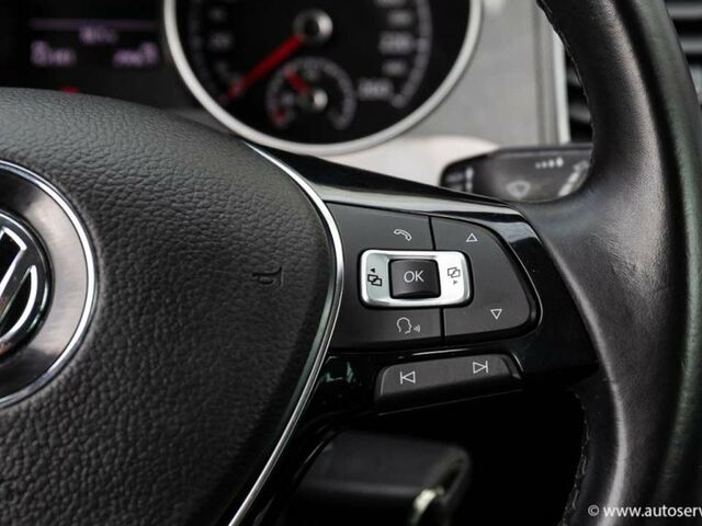 Фольксваген Гольф Спортсван 2018 в Европе на Automoto.ua Серый Фольксваген Гольф Спортсван, объемом двигателя 1 л и пробегом 62 тыс. км за 16950 $, фото 14 на Automoto.ua