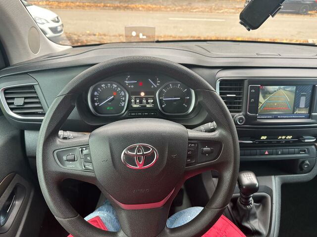 Тойота Proace Verso 2019 у Європі на Automoto.ua Тойота Proace Verso, об'ємом двигуна 2 л та пробігом 139 тис. км за 16900 $, фото 18 на Automoto.ua