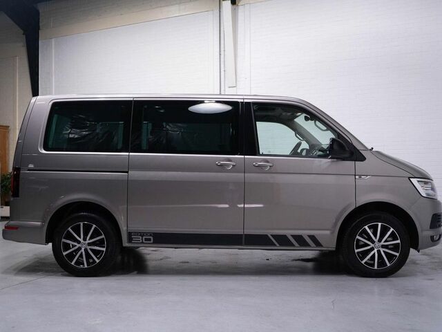 Фольксваген Transporter T6 2016 в Европе на Automoto.ua Серый Фольксваген Transporter T6, объемом двигателя 2 л и пробегом 197 тыс. км за 33176 $, фото 8 на Automoto.ua