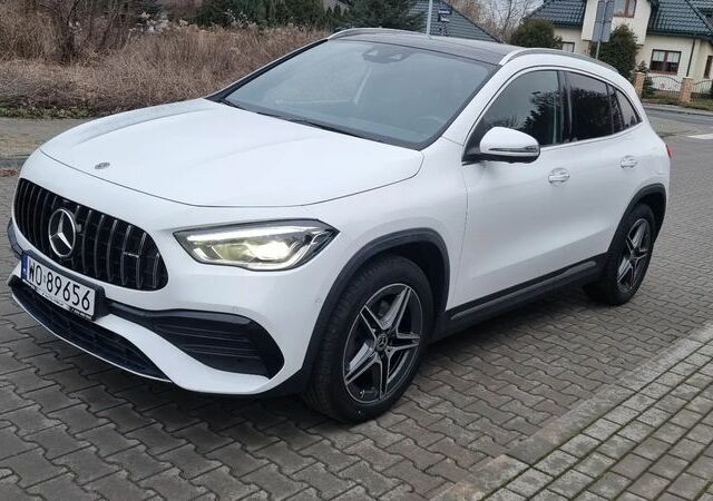 Мерседес ГЛА-Клас 2021 у Європі на Automoto.ua Білий Мерседес ГЛА-Клас, об'ємом двигуна 1 л та пробігом 41 тис. км за 32664 $, фото 13 на Automoto.ua