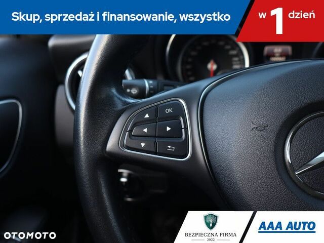 Мерседес ГЛА-Клас 2017 у Європі на Automoto.ua Білий Мерседес ГЛА-Клас, об'ємом двигуна 1 л та пробігом 160 тис. км за 19371 $, фото 16 на Automoto.ua