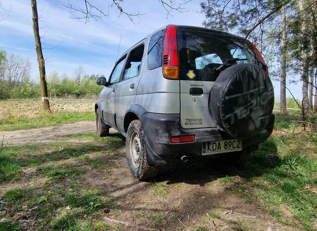 Дайхатсу Terios, об'ємом двигуна 1.3 л та пробігом 227 тис. км за 2808 $, фото 12 на Automoto.ua