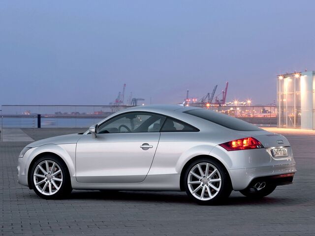 Ауди ТТ, Купе 2010 - н.в. RS Coupe 2,5 TFSI quattro AT (360 Hp)