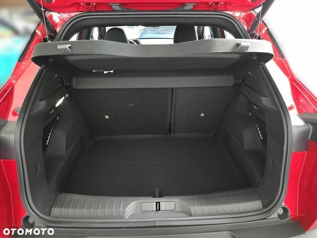 Альфа Ромео Джуниор 2025 в Европе на Automoto.ua Красный Альфа Ромео Джуниор, объемом двигателя 1 л и пробегом 1 тыс. км за 33657 $, фото 5 на Automoto.ua