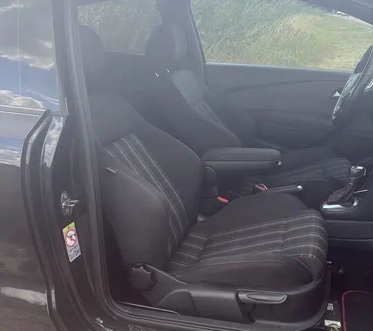 Фольксваген Polo GTI 2011 у Європі на Automoto.ua Чорний Фольксваген Polo GTI, об'ємом двигуна 1.39 л та пробігом 111 тис. км за 14916 $, фото 10 на Automoto.ua