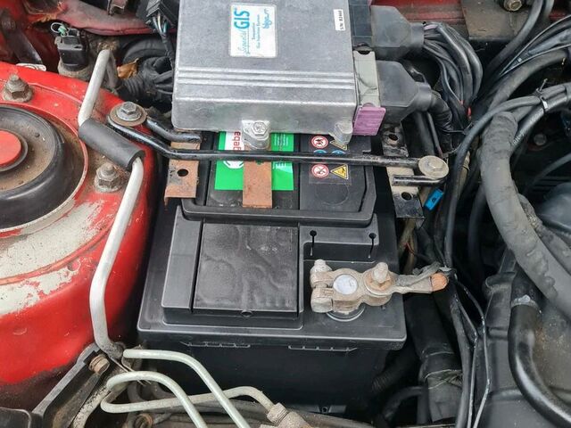 Мицубиси Эклипс 1994 в Европе на Automoto.ua Красный Мицубиси Эклипс, объемом двигателя 0 л и пробегом 412 тыс. км за 3333 $, фото 6 на Automoto.ua